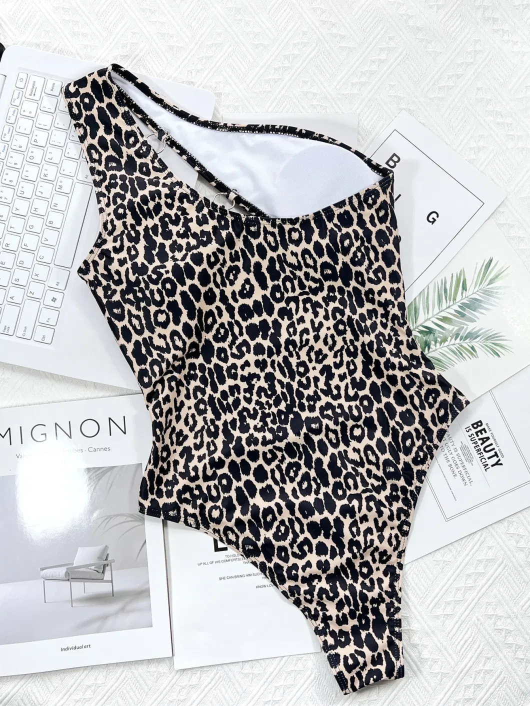 One-Piece Leopard Print Bikini Cut-out Hollow One-Shoulder Women&prime;s Swimsuit