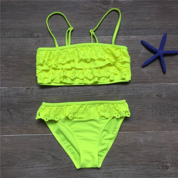 Multilayer Ruffle Girls′ Bikini Hollowed out Ruffle Girls′ Swimsuit