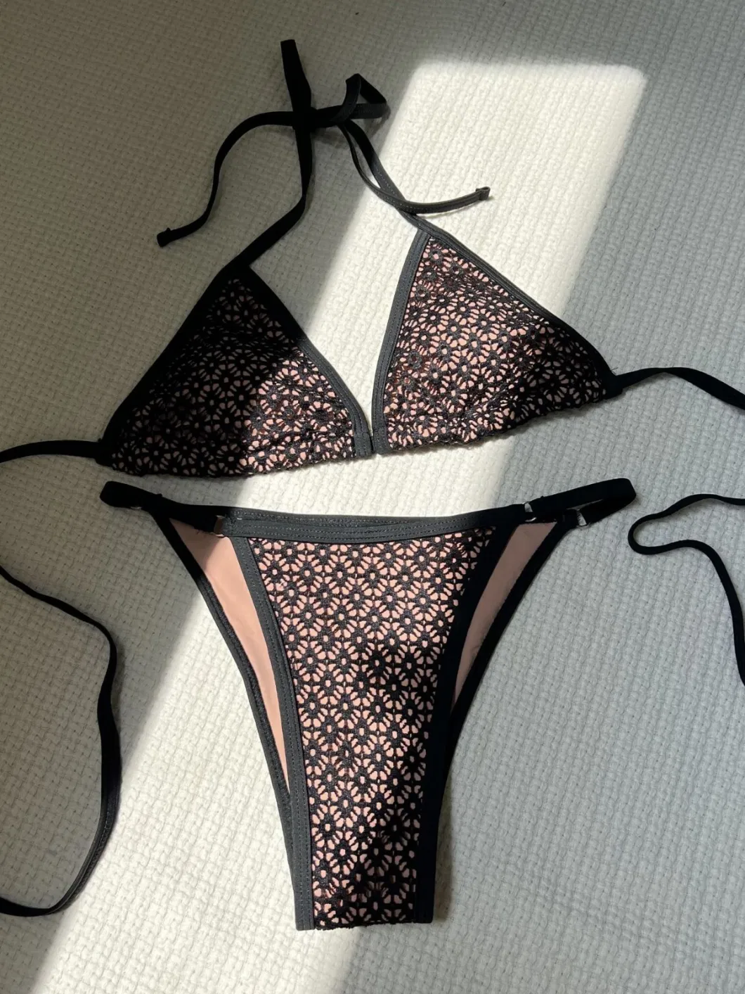 2024 New Flower Cutout Perspective Sexy Bikini Two Set Black Colour and White Color Swimsuit Neck Tie and Underbust Strap Tie Swimwear