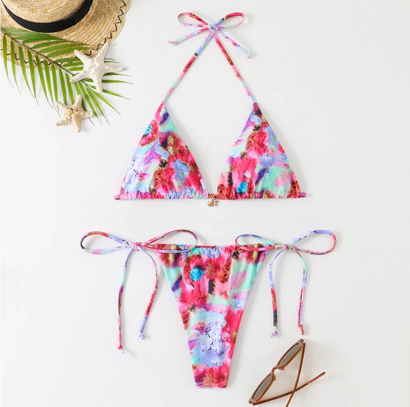 2025 New Sexy Printed Women′s Triangle Brazilian High Cut Two Pieces Tie Bikinis Wtih Charm China Swimwear Manufacturer