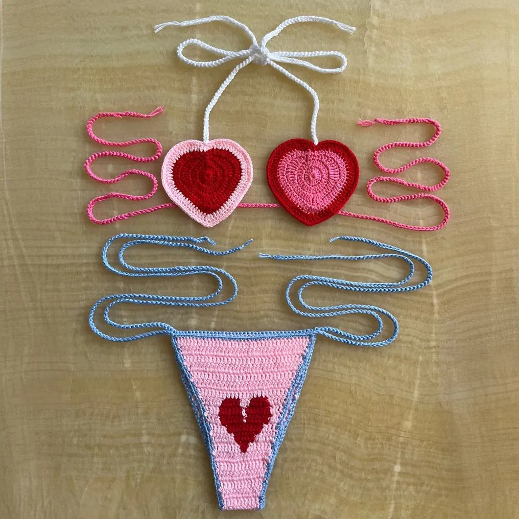 Women&prime;s Hand-Crocheted Contrast Color Heart Shape String Two Piece Bikini